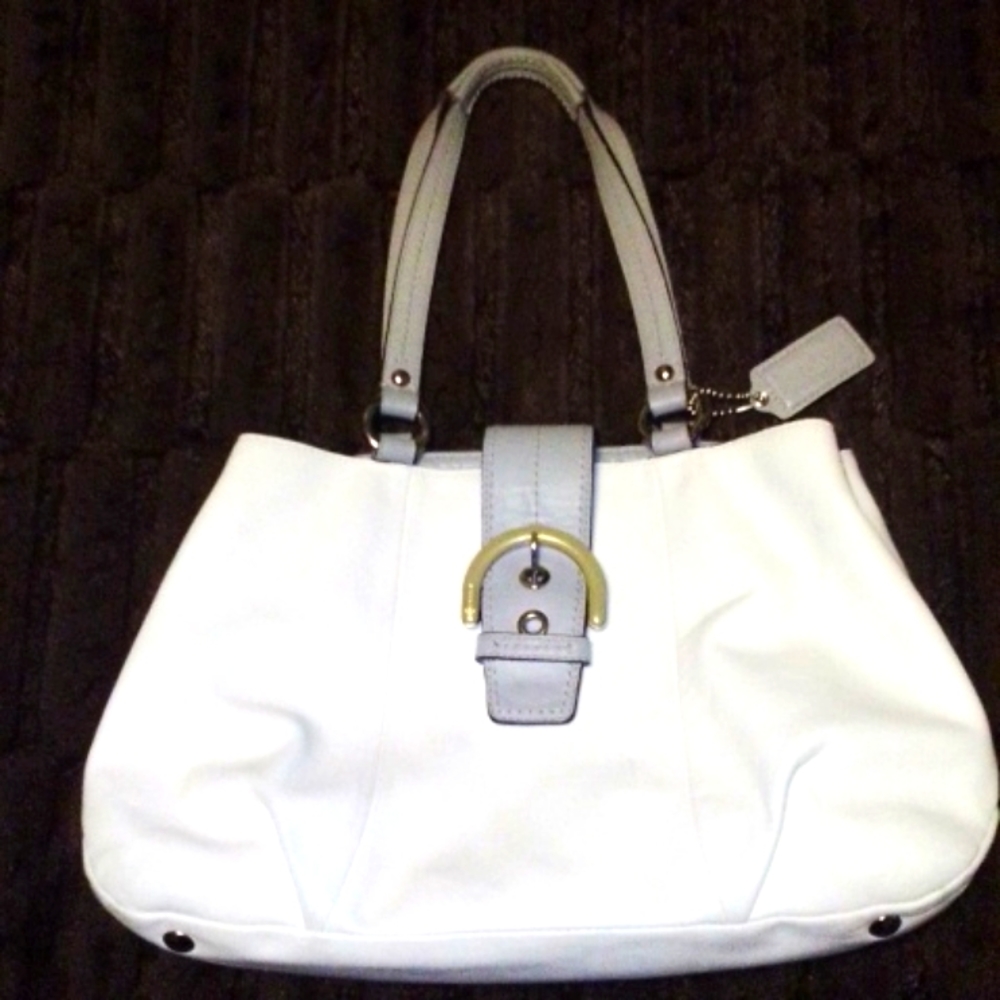 Mint(EUC)Authentic Coach Purse(see pics!)